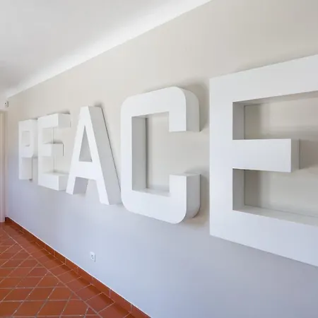 Sleeps 16 Pool Air Con Wifi Villa