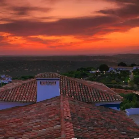 Villa Sleeps 16 Pool Air Con Wifi