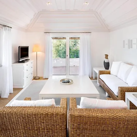 Sleeps 16 Pool Air Con Wifi Villa *