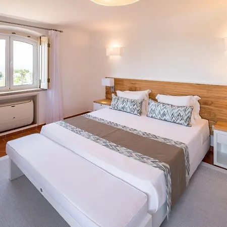 Sleeps 16 Pool Air Con Wifi * Malhadais